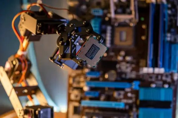 Microkontoller und andere Elektronische Bauteile ab Lager lieferbar